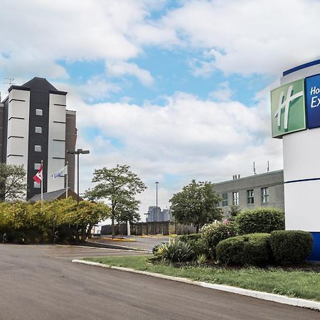 Holiday Inn Express Toronto-North York By Ihg Εξωτερικό φωτογραφία