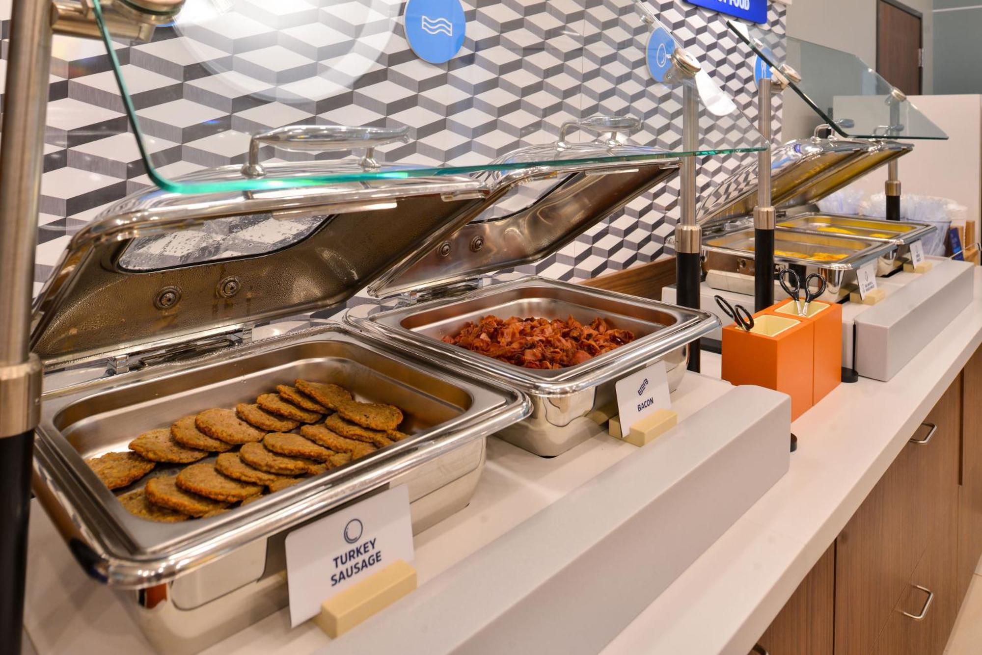 Holiday Inn Express Toronto-North York By Ihg Εξωτερικό φωτογραφία