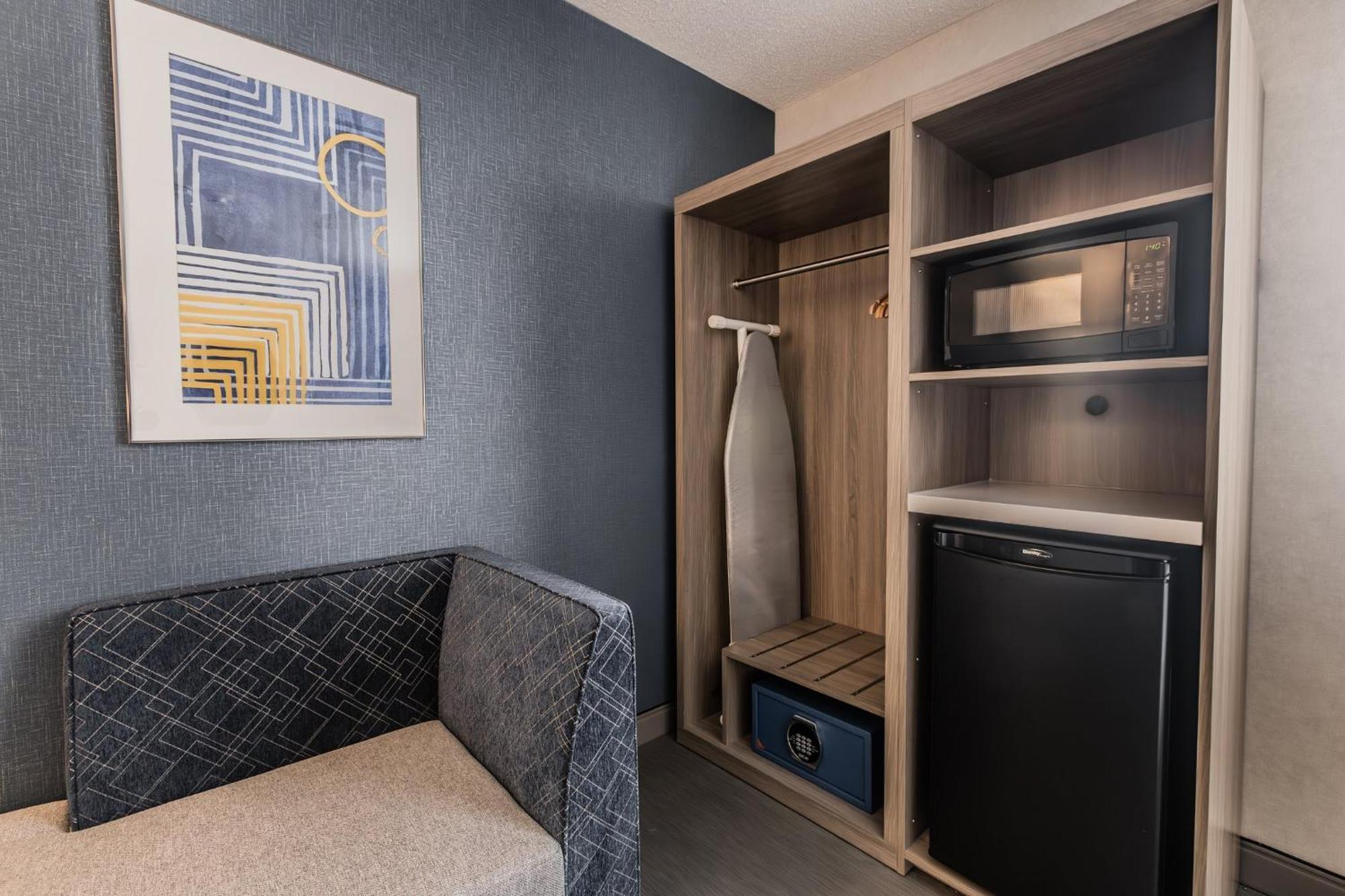 Holiday Inn Express Toronto-North York By Ihg Εξωτερικό φωτογραφία