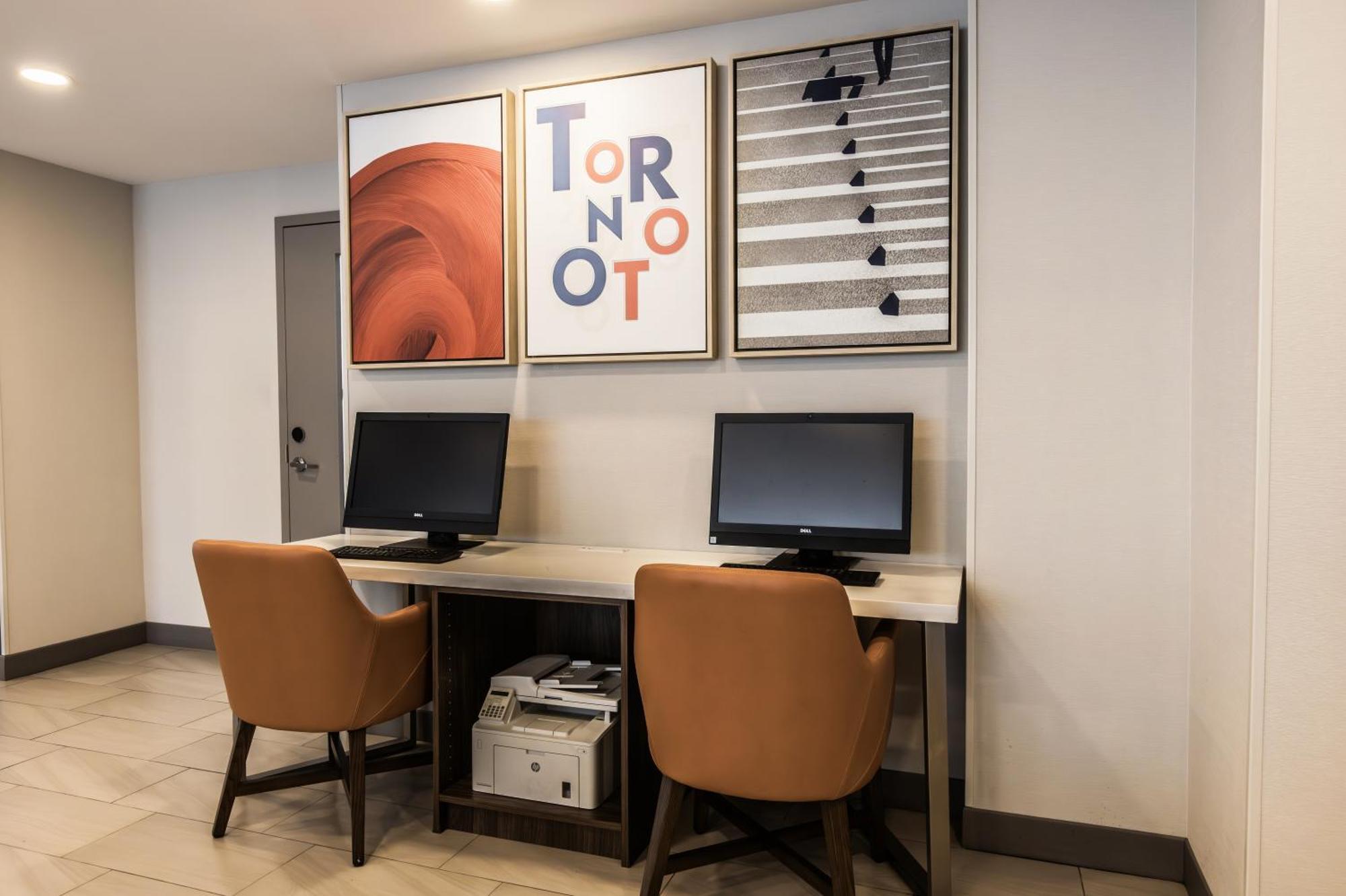 Holiday Inn Express Toronto-North York By Ihg Εξωτερικό φωτογραφία