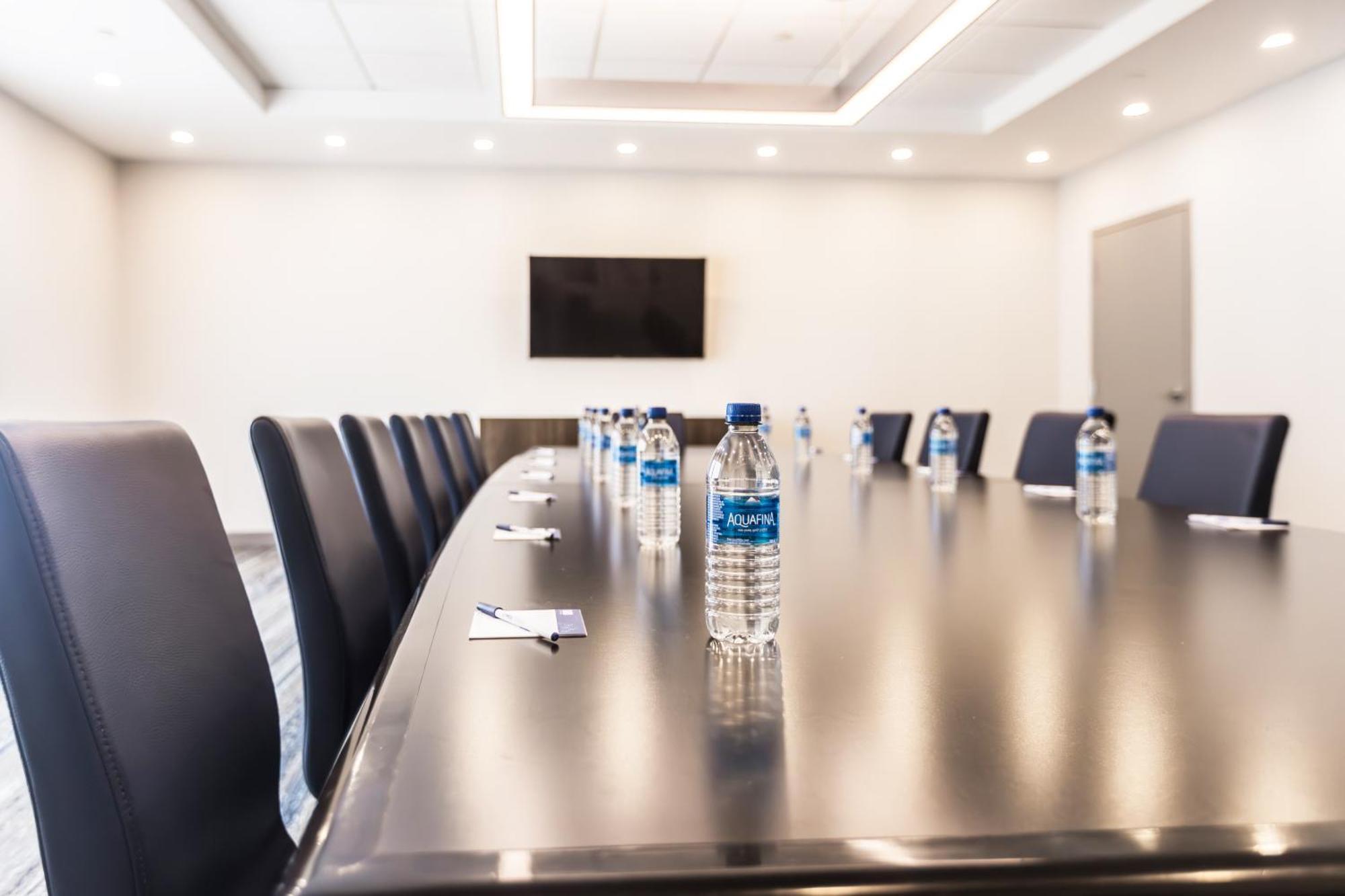 Holiday Inn Express Toronto-North York By Ihg Εξωτερικό φωτογραφία